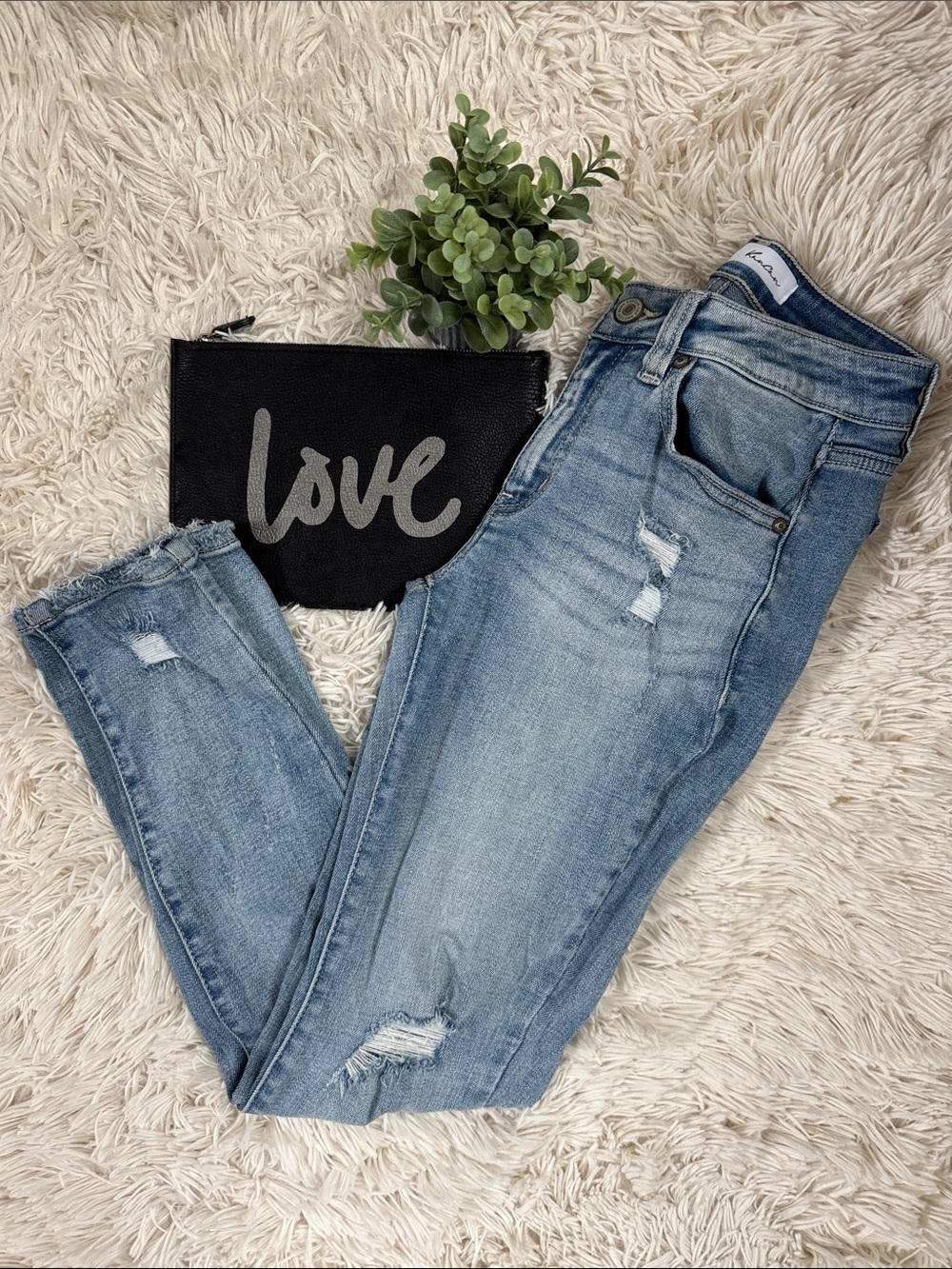 KanCan Skinny Jeans with Distressing 💗 Light Blue